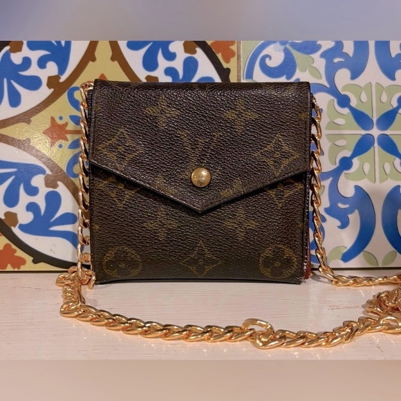 Authentic Vintage Louis Vuitton Compact Wallet - Picture 1 of 14